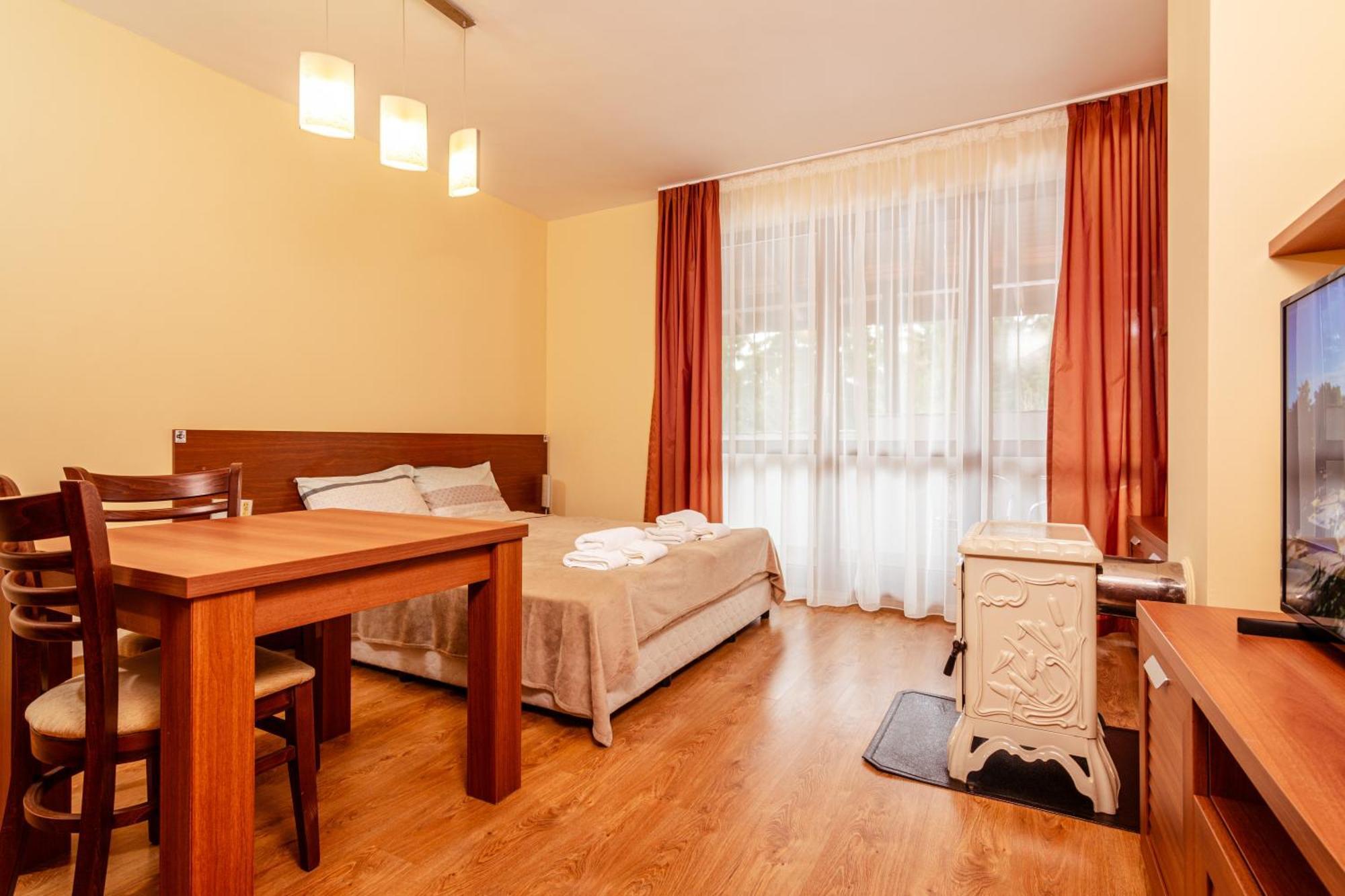 Studio By Mountain Lakes Ezerovo  Buitenkant foto